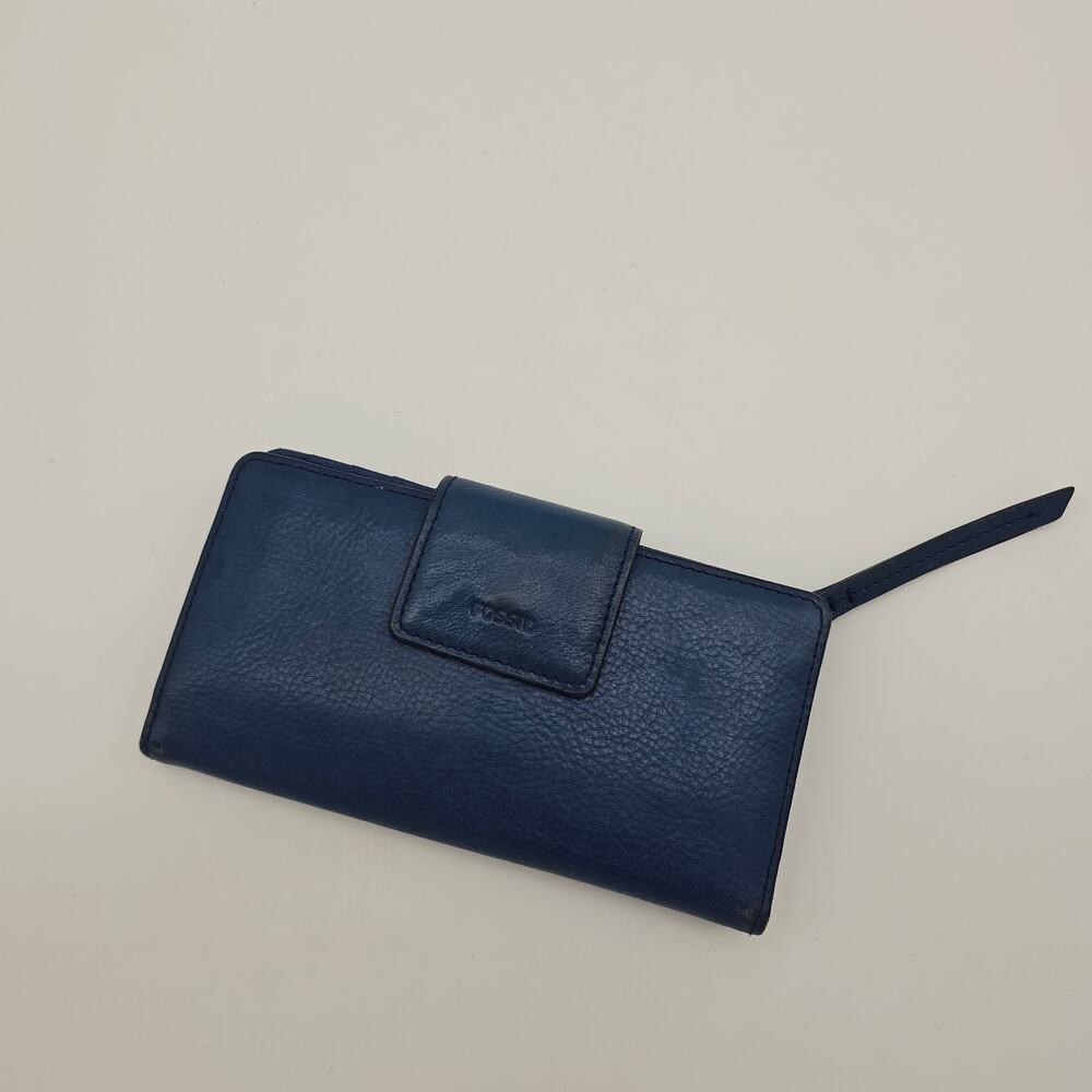 FOSSIL Logan Tab Clutch‎ Wallet Blue. Blue Interior Leather 7" x 3.5"
